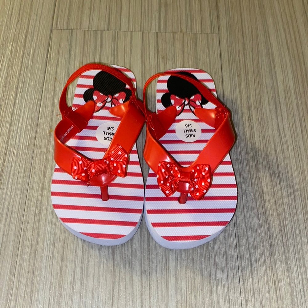 Girls Minnie Mouse flip flops
